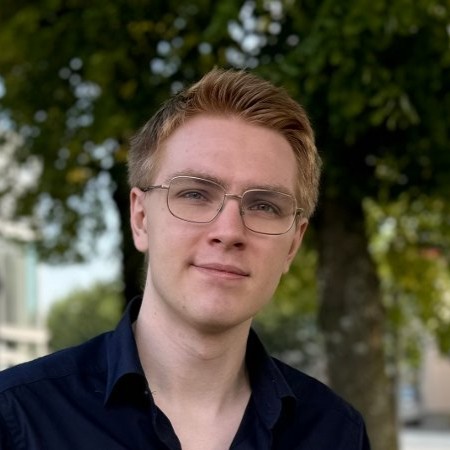 SEO Byrå Adrian Fjeld Hansen SEO konsulent Synlighet på Google SEO ekspert